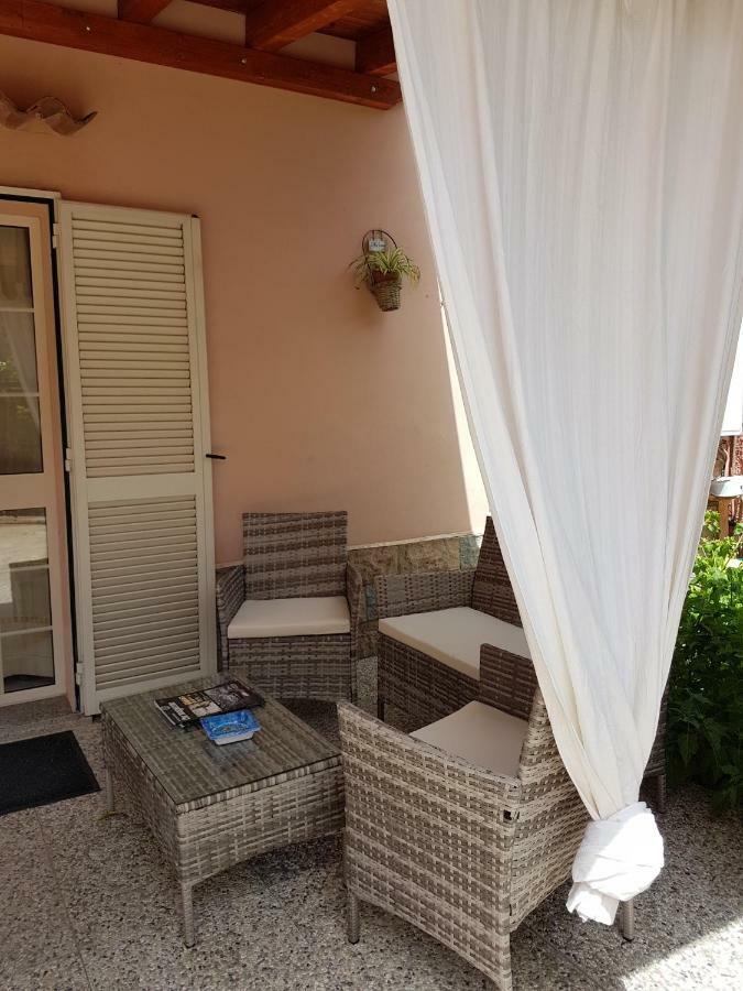 Вилла I Limoni Del Sud Sardegna Ассемини Экстерьер фото